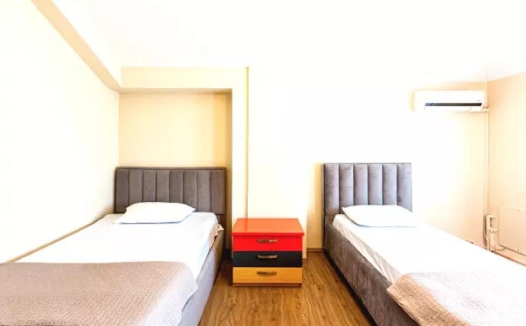 Jepet Me Qera : Apartament Fantastik ✨️ 2+1+2Wc &amp; 2 Parkime 780€ ( Liqeni Artificial - Shkolla Willson) Pamje Panoramike nga Liqeni 🏞