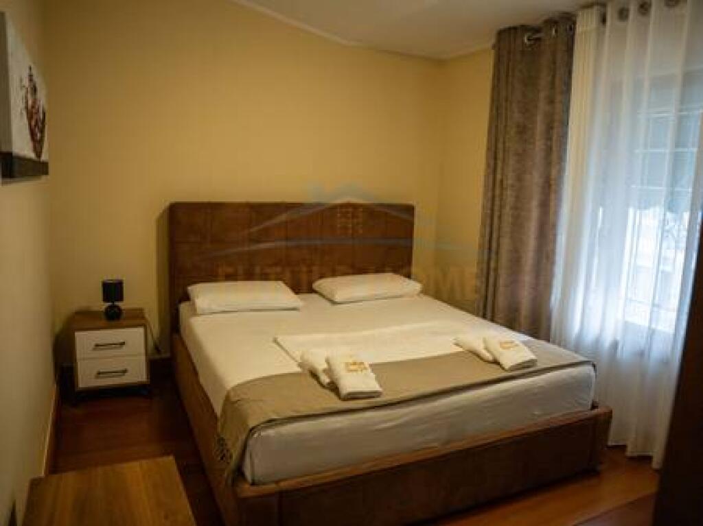 For sale, Penthouse, Kodra e Diellit, Tirana.