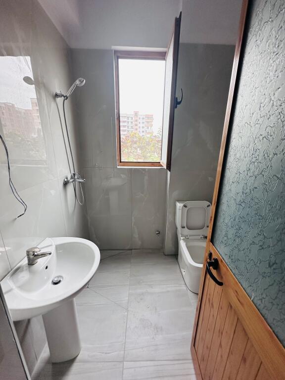 Affittasi Appartamento 1+1+1 con Balcone