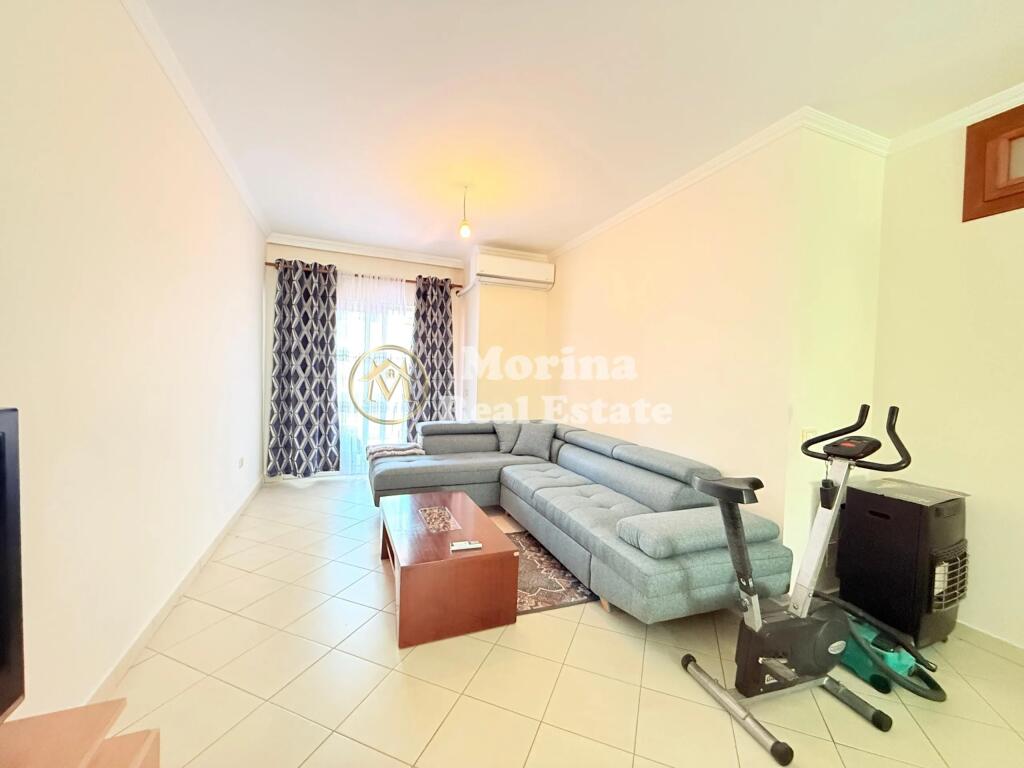 Qera, Apartament 2+1,Yzberisht , 500 euro/muaj