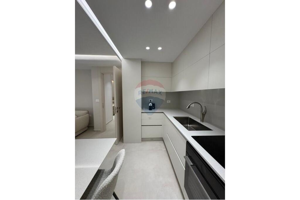 Apartament 2+1+2- Për Qira - Kodra e Diellit 2, Tiranë