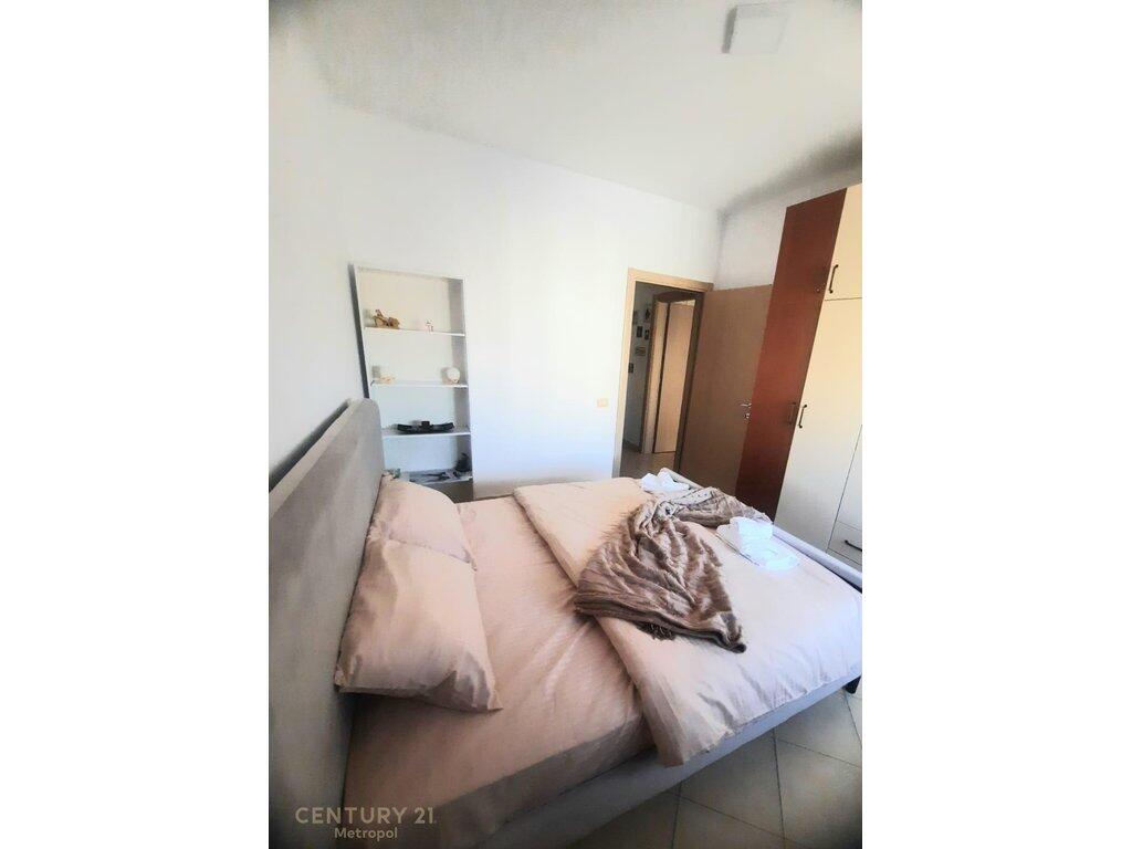 Apartment 1+1 For Rent in the Electric Market, Tirana!