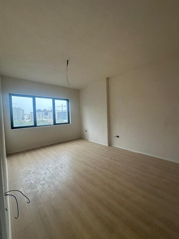 🏢 Zyrë me Qira  + Post Parkimi – Vasil Shanto
