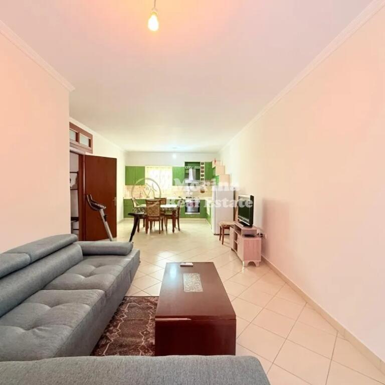 Qera, Apartament 2+1,Yzberisht , 500 euro/muaj
