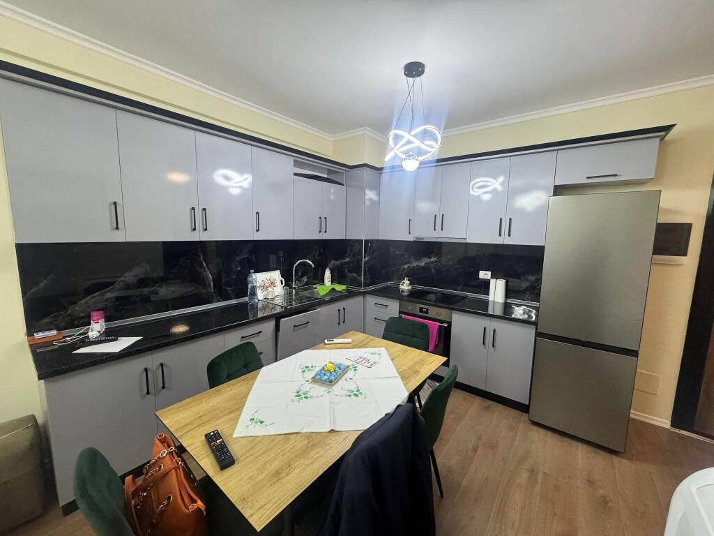 📣 AFFITTO Appartamento 2+1 Con Parcheggio 📍 Univers City Residence, Vicino QTU 💶 Prezzo 500 Euro