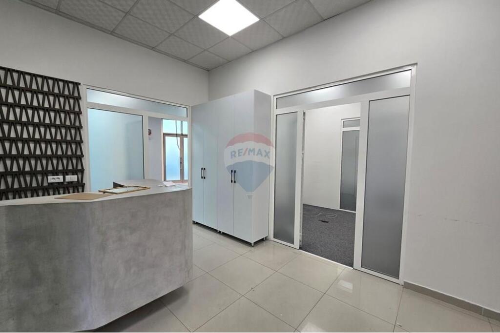 Ufficio in Affitto - Vicino al centro di Tirana