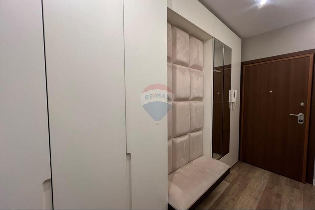 Apartament 2+1 Me Qira Ne Myslym Shyr!
