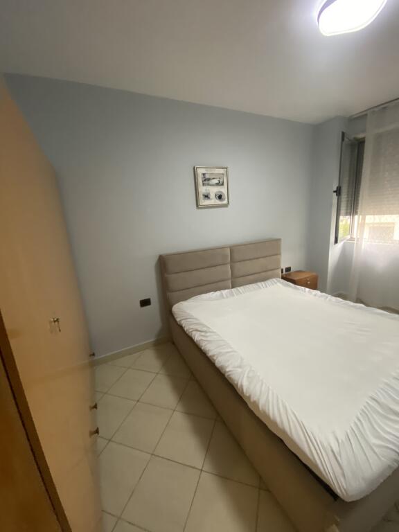 2+1,i mobiluar te vizion plus cmimi 450 mije leke