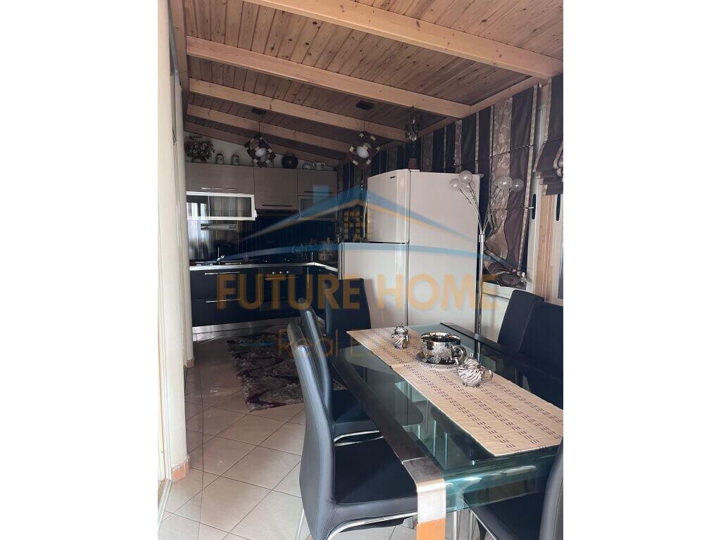 Qera, Apartament 2+1, Rruga e Barrikadave, Tiranë