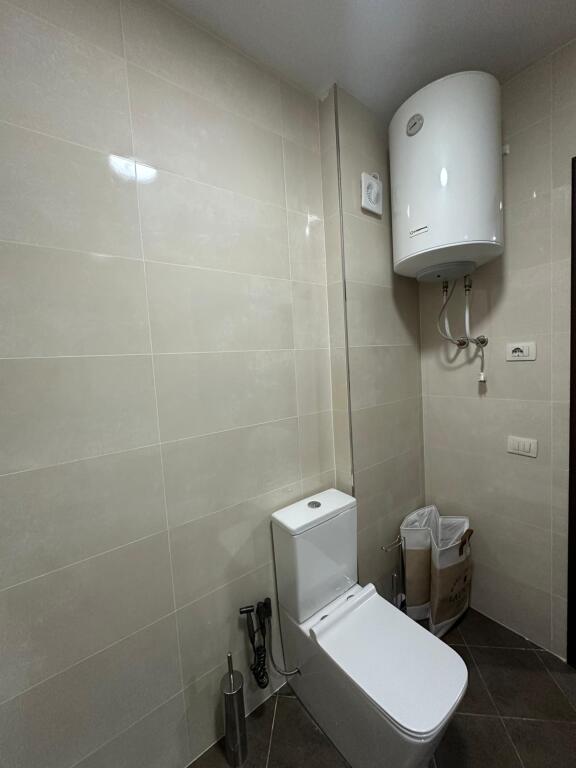 🏠 Apartament 2+1+2 për qira – 800 € / muaj Ish parku autobuzave