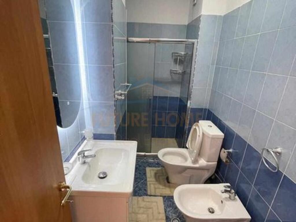 Shitet , Apartament 1+1 , Unaza e Re , Tirane