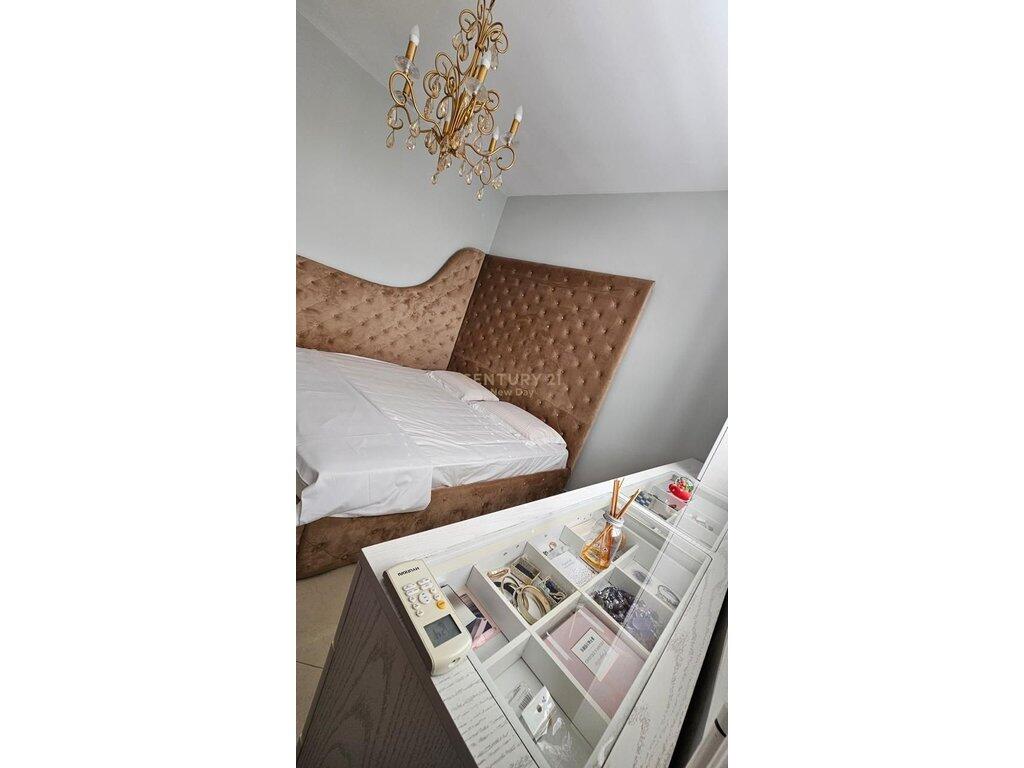 Apartament 2+1+2T Me Qira te Ish Rajoni Durrës - 600€ | 86 m²