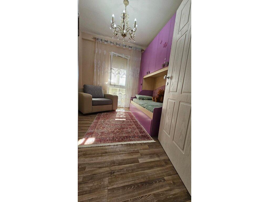 Apartament 2+1+2T Me Qira te Ish Rajoni Durrës - 600€ | 86 m²