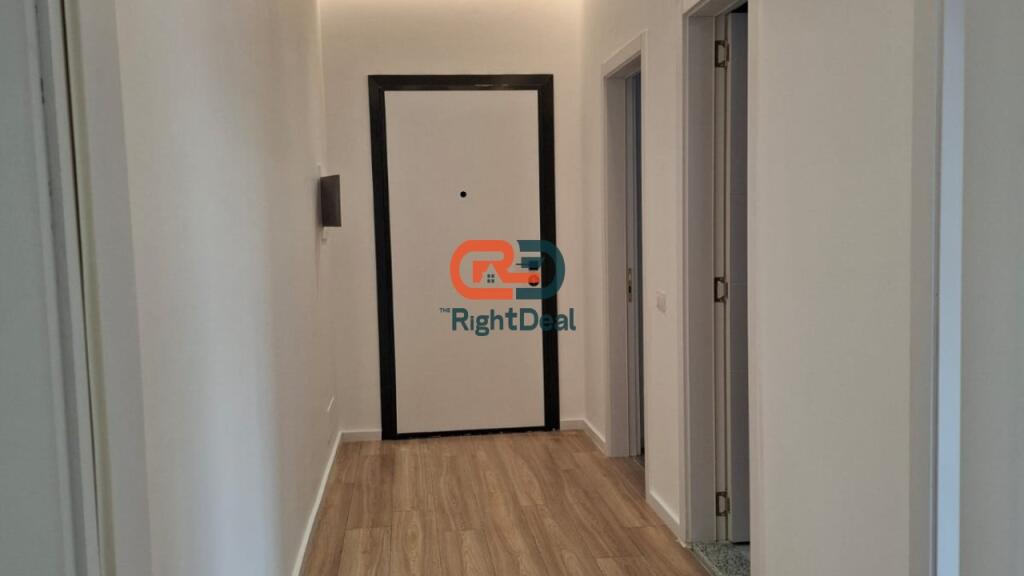 Ne Paskuqan, Jepet me Qira Apartament 2+1+Parkim Me Pamje Nga Tirana!