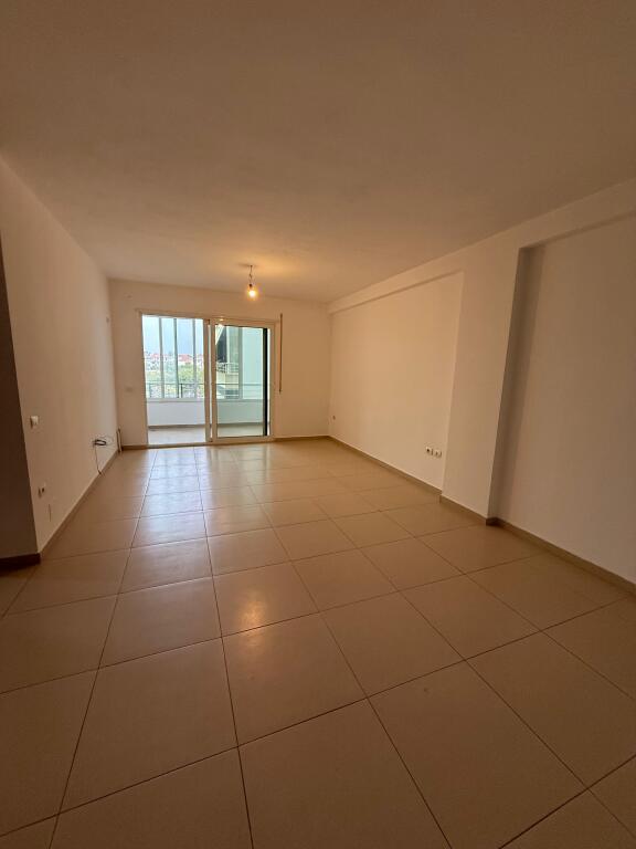 🏡 Apartament për Shitje – 2+1+2 📍 Kinostudio