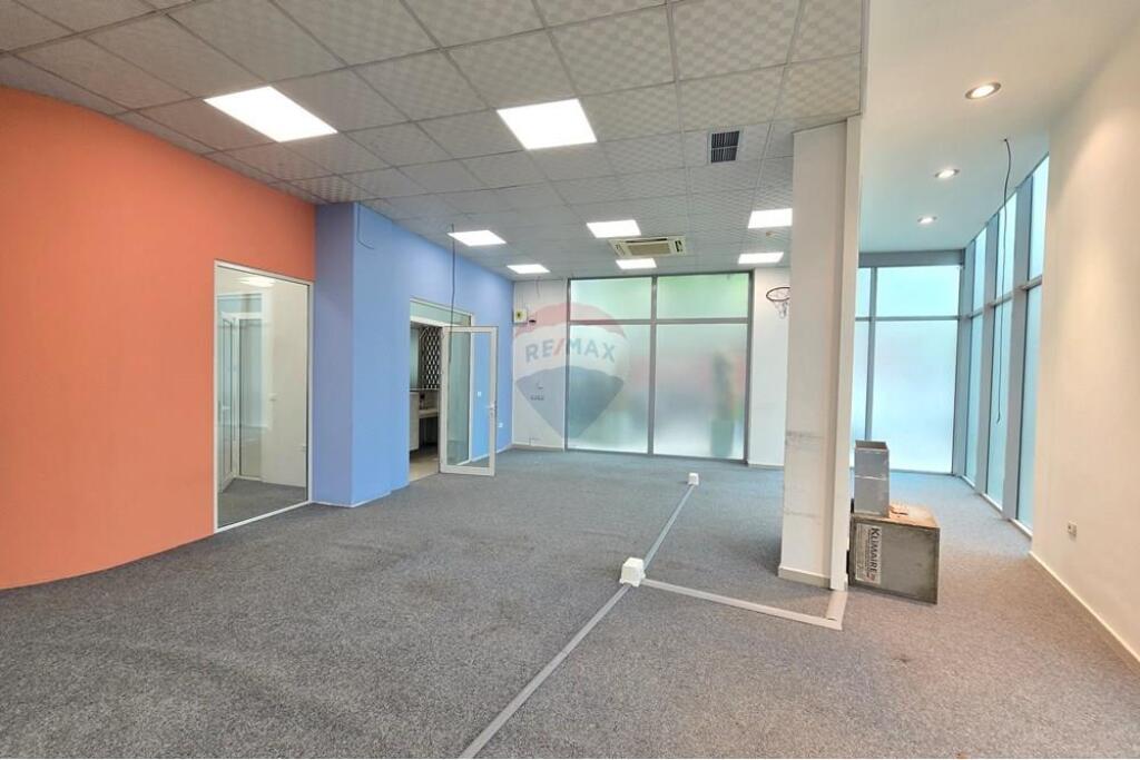 Ufficio in Affitto - Vicino al centro di Tirana