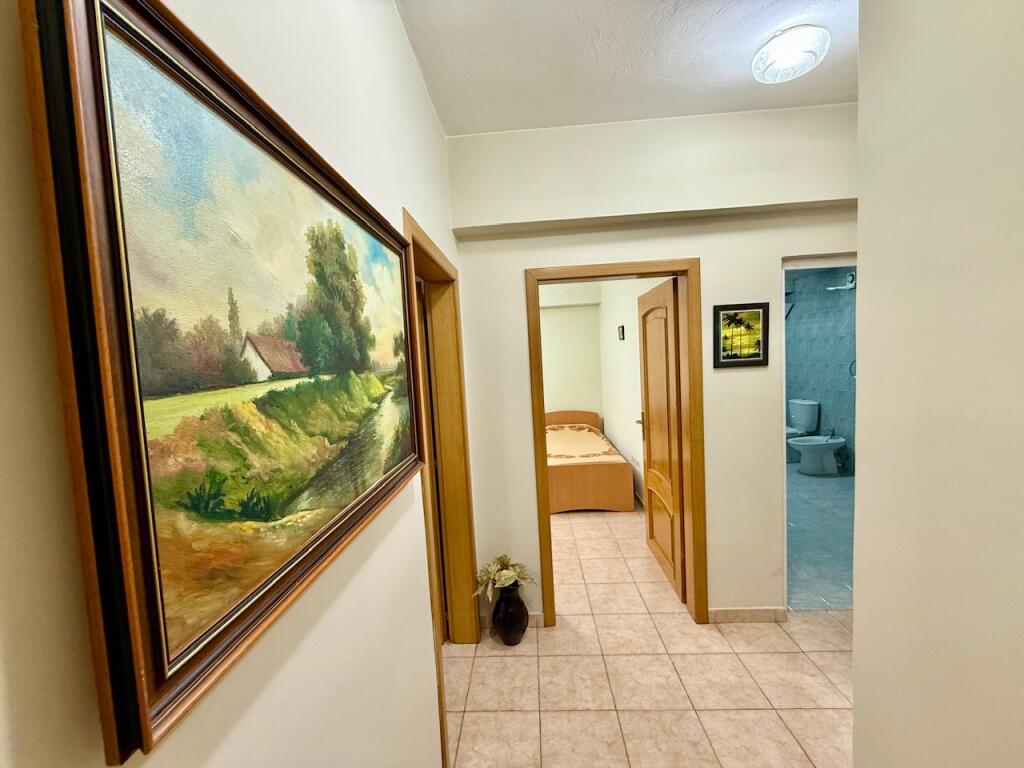 Apartament 2+1 per qira ne bllok