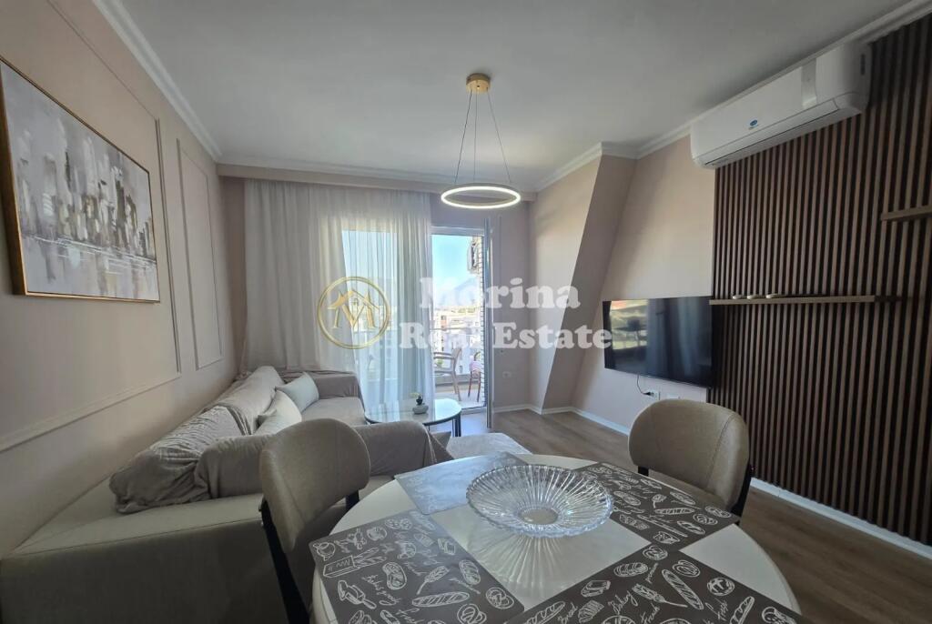 Affitto, Appartamento 2+1+Balcone, ad Astir, presso ”Vila L 2021”, 650 euro/mese