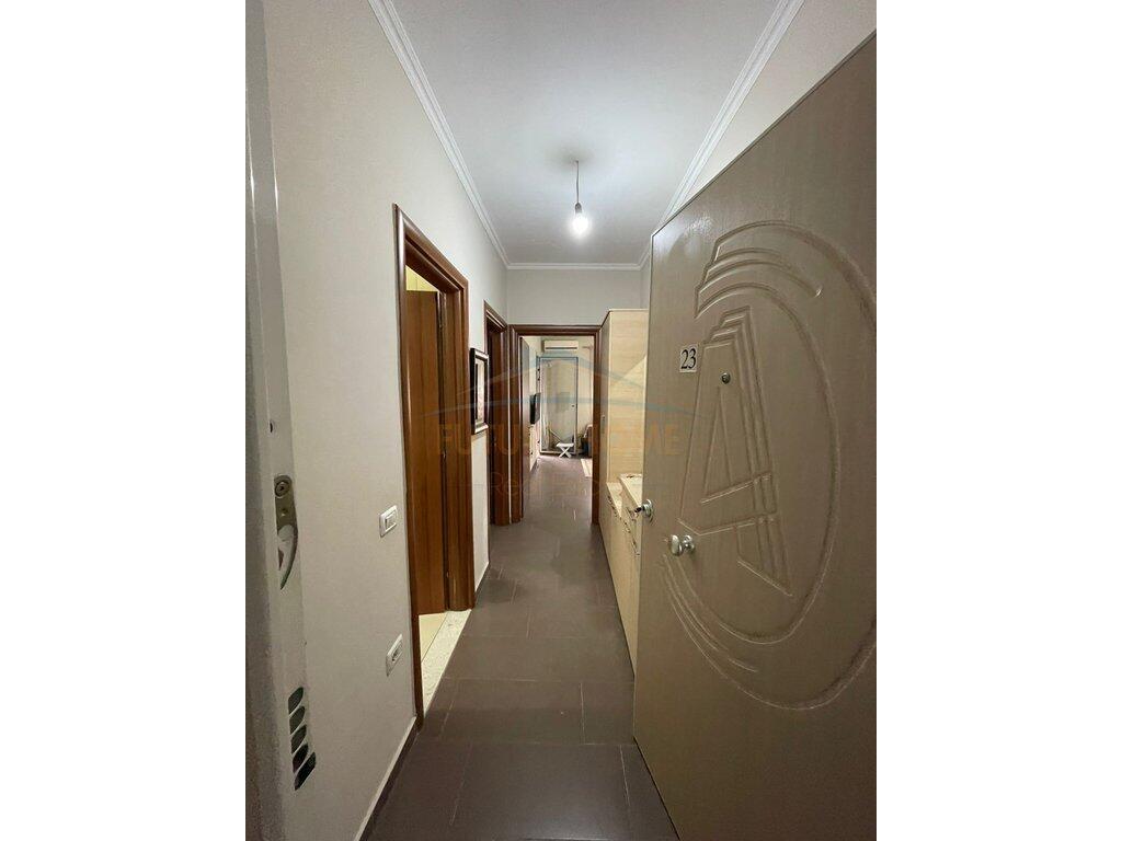 Qera , Apartament 1+1 , Unaza e Re