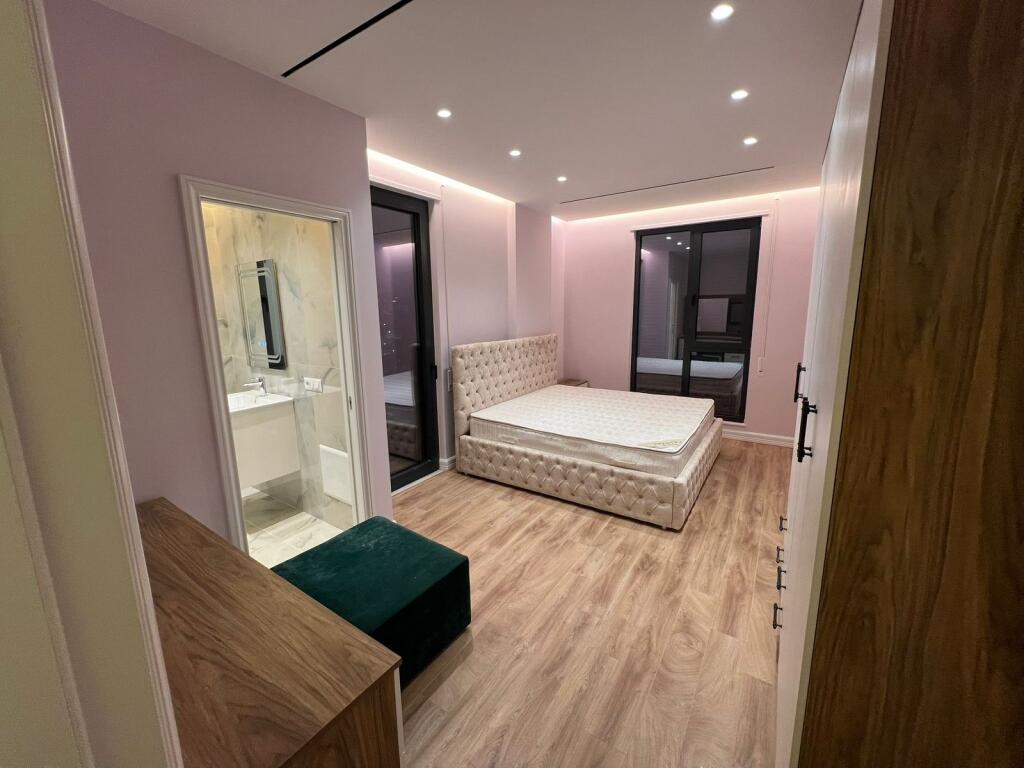 Jepet me qira 3+1+2 PORCELAN RESIDENCA ERLI