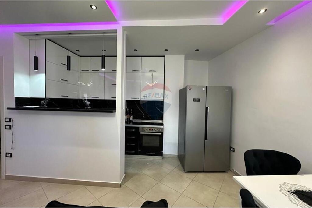 Kuru göl kenarında kiralık daire   jepet me qira apartament tek liqen i thate