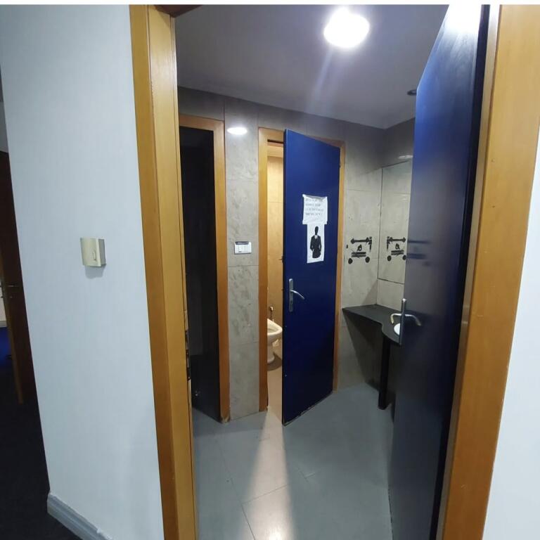 Jepet me qera ambient biznesi ose zyra 265 m²  te Zogu i Zi!