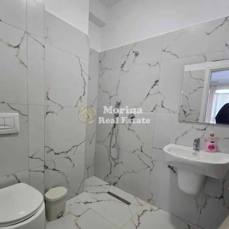 Affitto, Appartamento 2+1+Balcone, ad Astir, presso ”Vila L 2021”, 650 euro/mese