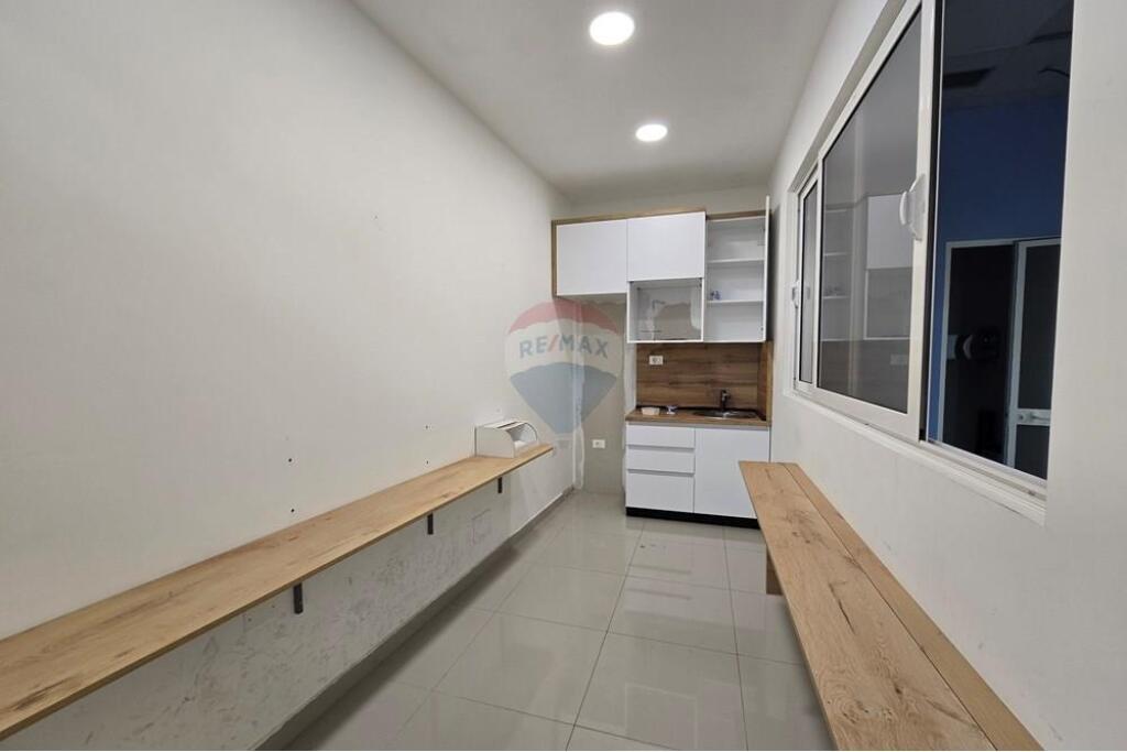 Ufficio in Affitto - Vicino al centro di Tirana