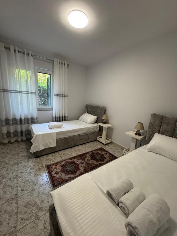 Apartament 2+1+2+ ballkon per Qira ne Qender