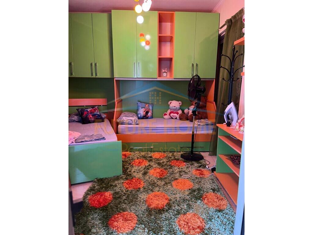 Qera, Apartament 2+1, Rruga e Barrikadave, Tiranë