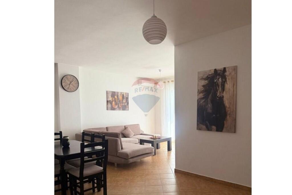 Apartment 2+1 for rent in Astir