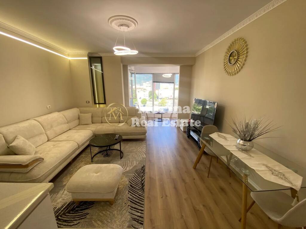 Rent Apartment 1+1, at the Train Station, 650 Euro