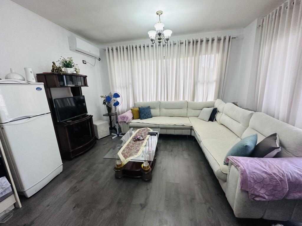 Appartamento 1+1+1 Balcone In Affitto