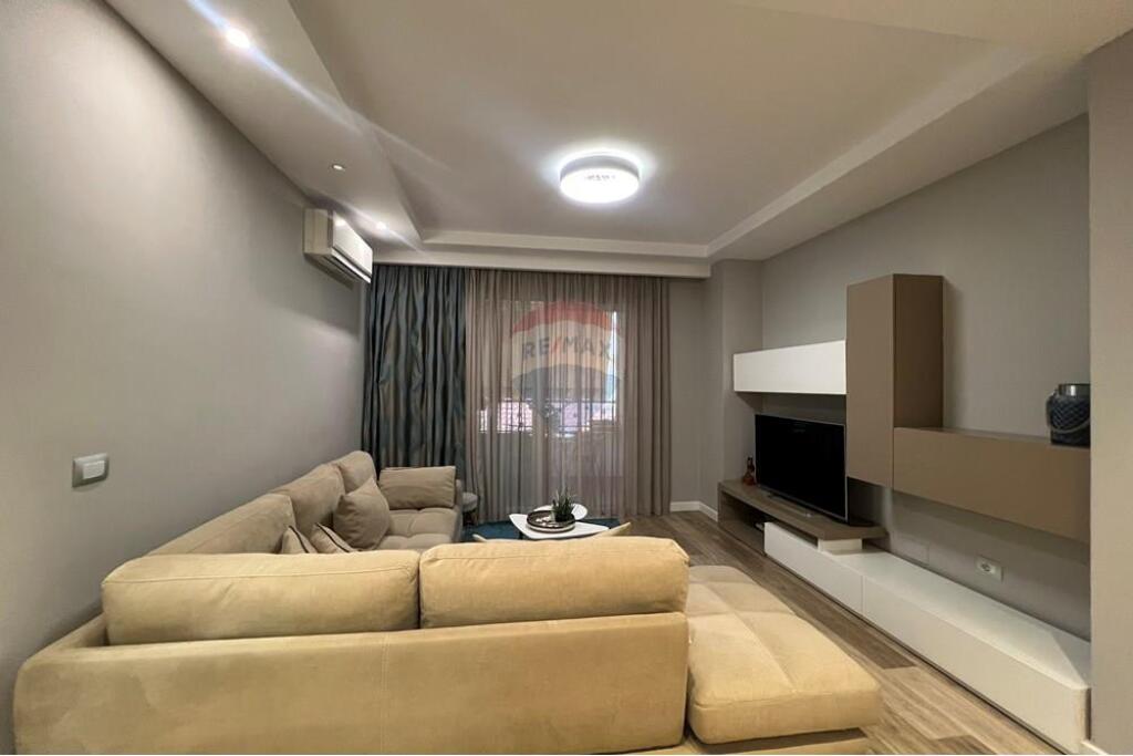 ------APARTAMENT 2+1 PER QIRA---- MYSLYM SHYRI!