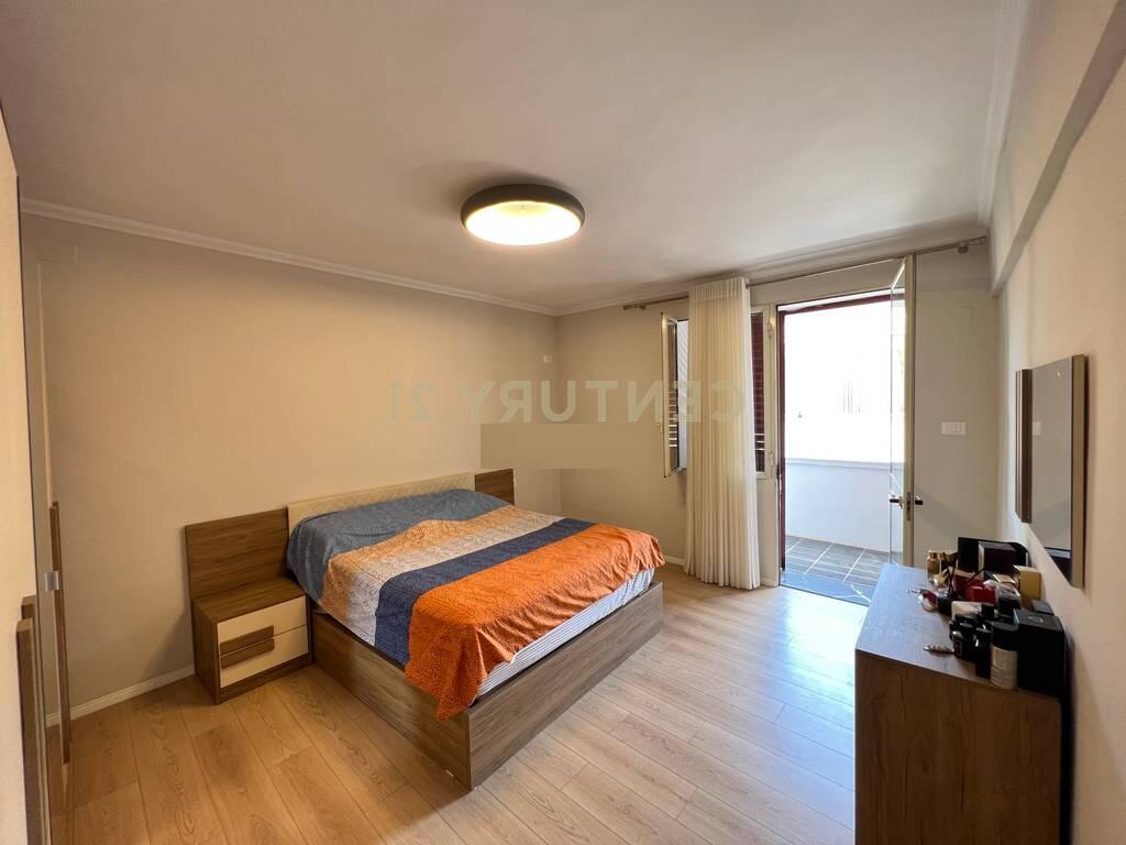 APPARTAMENTO 3+1+2+ POSTO AUTO!