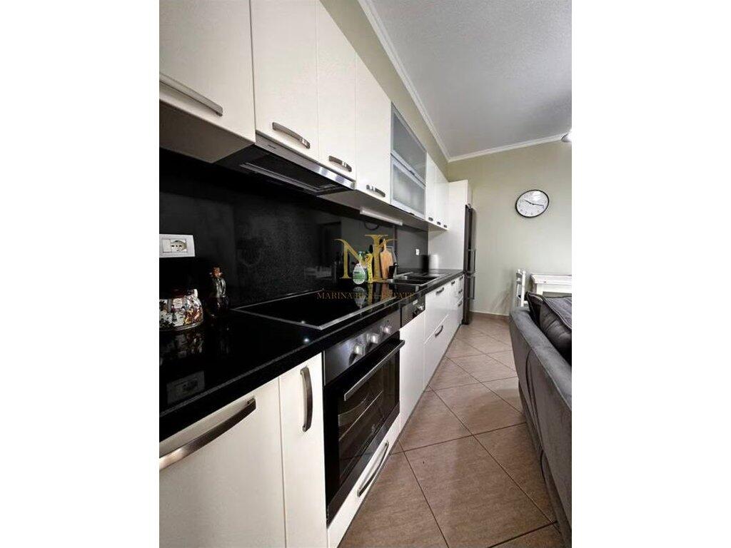 APARTAMENT 1+1 ME QERA AFATGJATE NE SHKEMBIN E KAVAJES !!