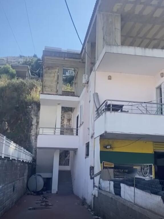 Edificio in vendita a 1 chilometro da Saranda