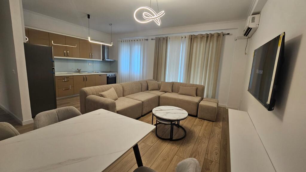 Appartamento 2+1 in affitto vicino alle residenze Kodra e Diellit