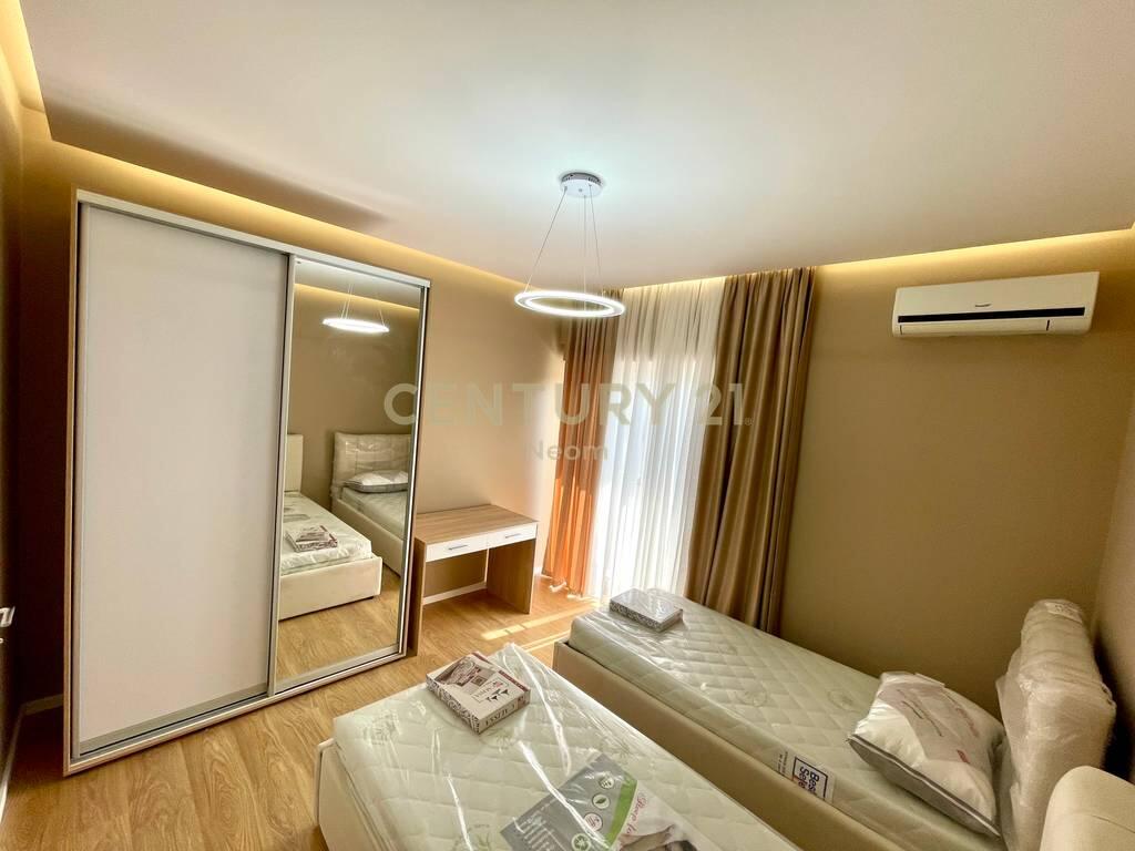 🌿 Komoditet dhe qetësi pranë gjelbërimit – apartament 2+1+2 te Kopshti Botanik!