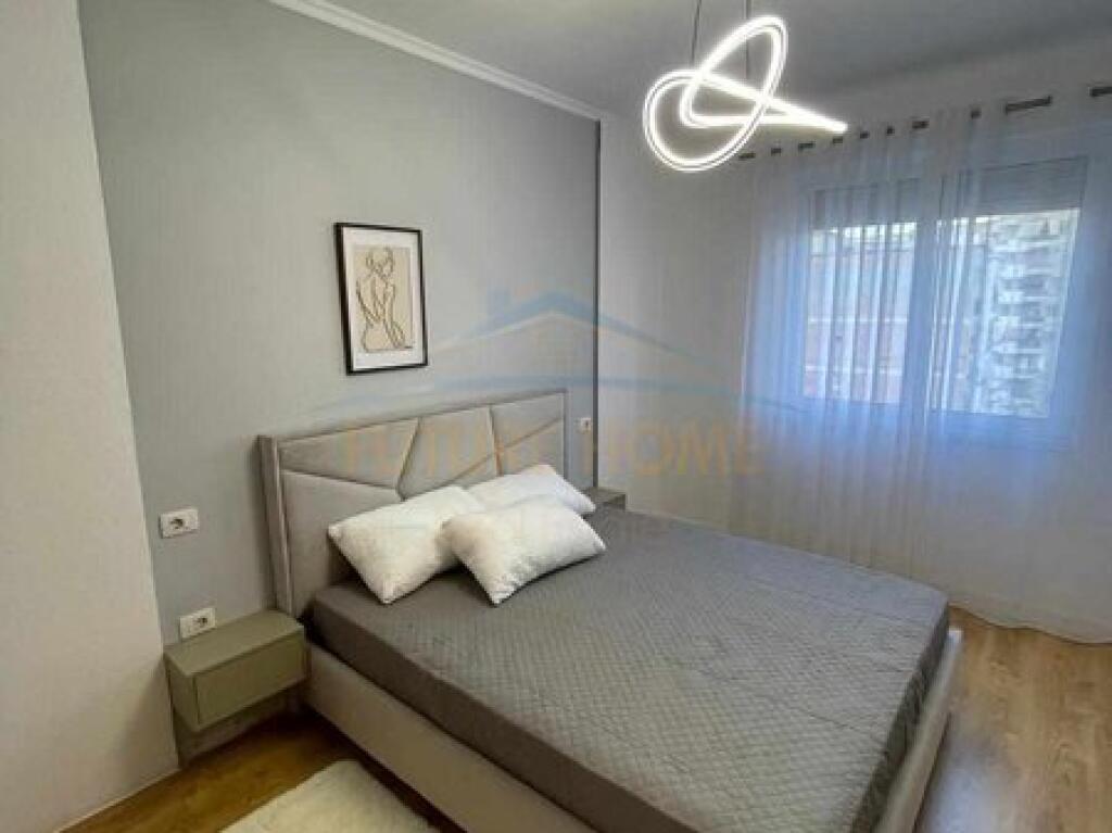 Shitet , Apartament 1+1 , Unaza e Re , Tirane