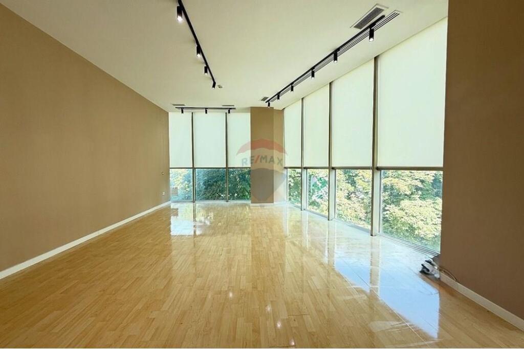 Zyre me qira Rr.Sami Frasheri Dr.Policise!