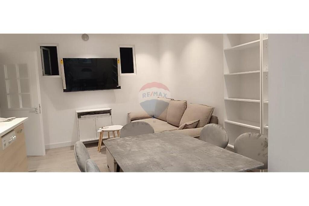 Jepet me qira apartament (1+1) Perballe Harry Fulltz
