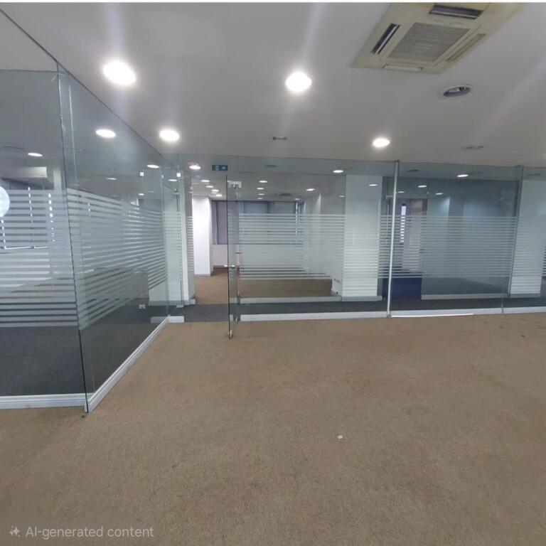 Jepet me qera ambient biznesi ose zyra 265 m²  te Zogu i Zi!