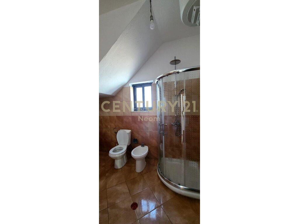🏡 Shtëpi private me oborr dhe parkim në zemër të Tiranës – Jordan Misja!
