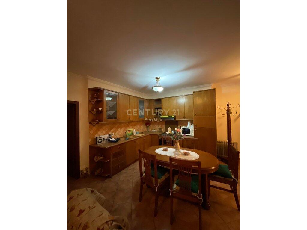APARTMENT 2+1 FOR RENT, UNITED SCHOOL, TIRANA!