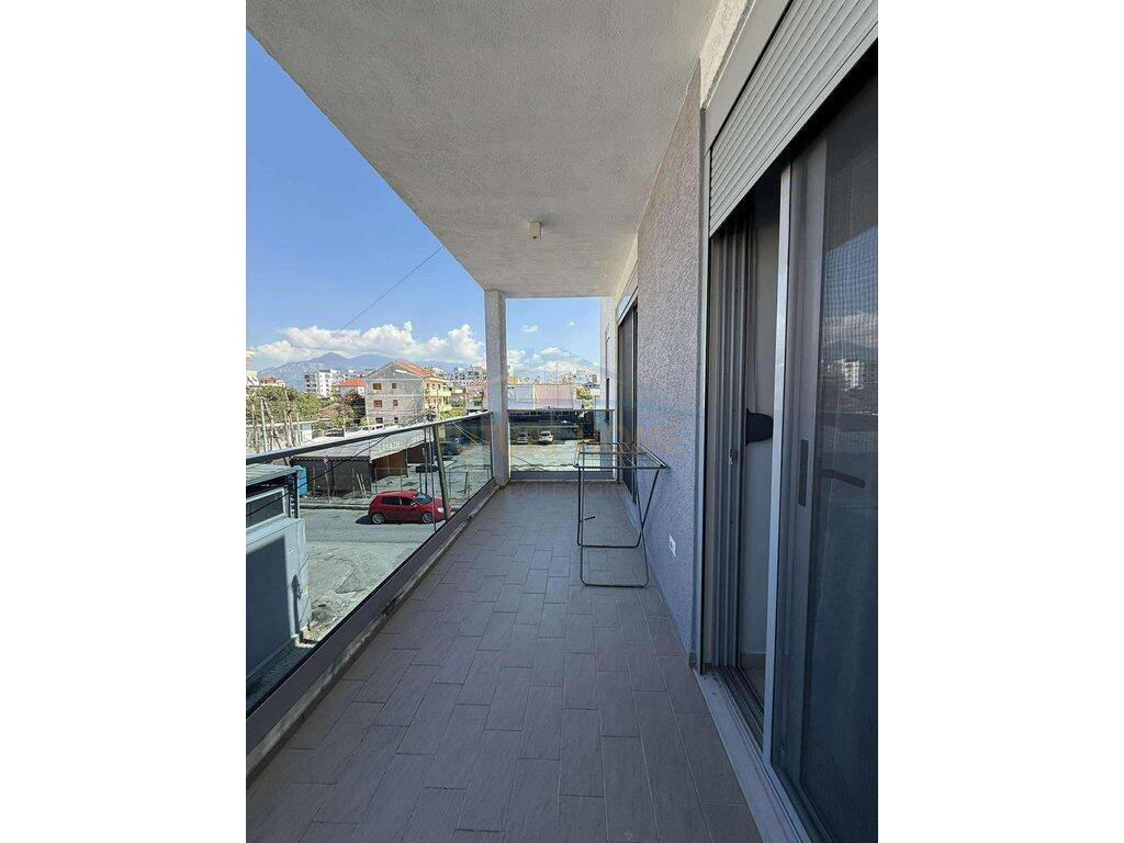 Qera , Apartament 2+1+2, pranë Ardenos, Rruga Industriale, Tiranë.