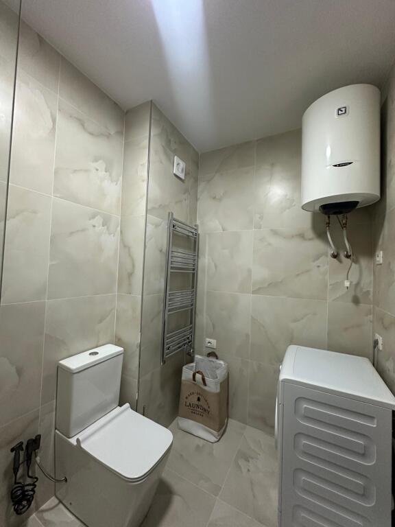Apartament 2+1+2 për Qira, Report Tv