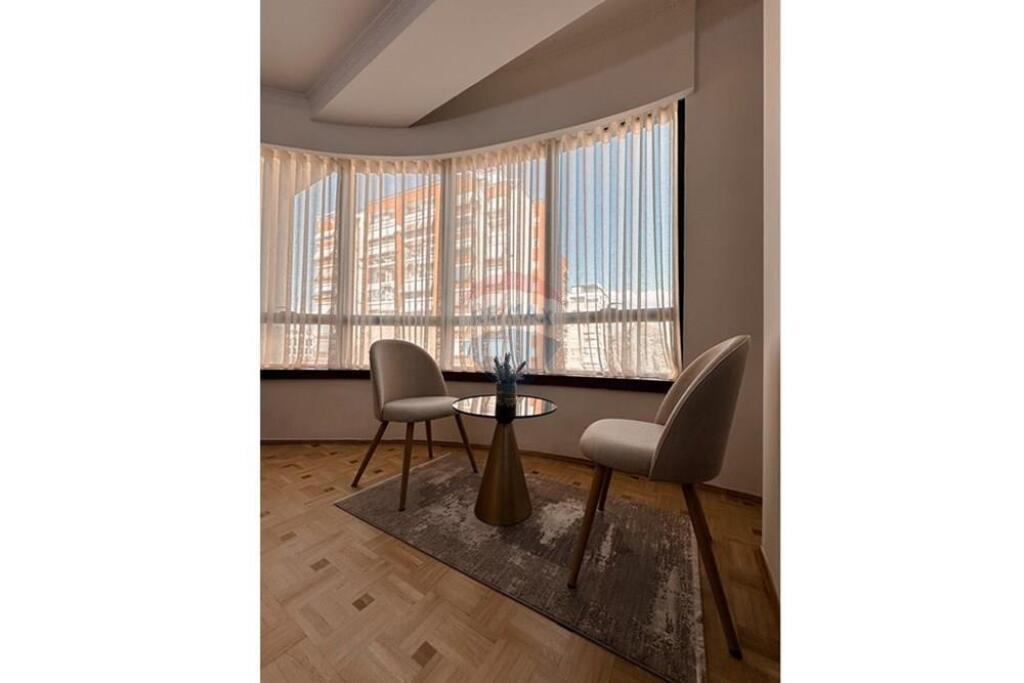 Apartament 3+1 per qira te ambasada Amerikane
