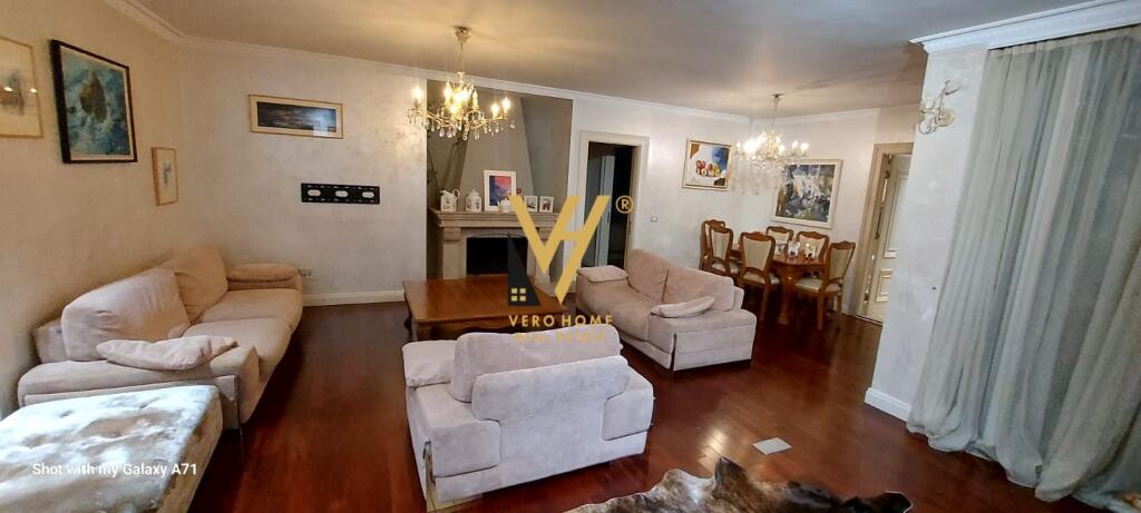 SHITET APARTAMENT 3+1+2+BLK NE QENDER 620.000 EURO