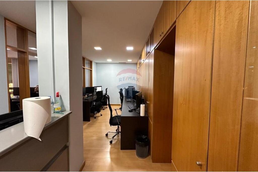 Appartamento 4+1+2 in Vendita nel Centro di Tirana